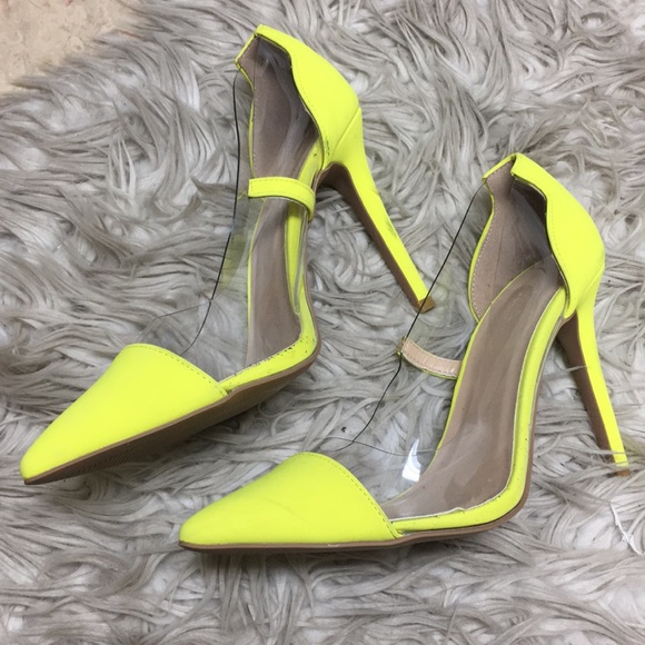 Charlotte Russe Plastic Pump - Picture 5 of 8